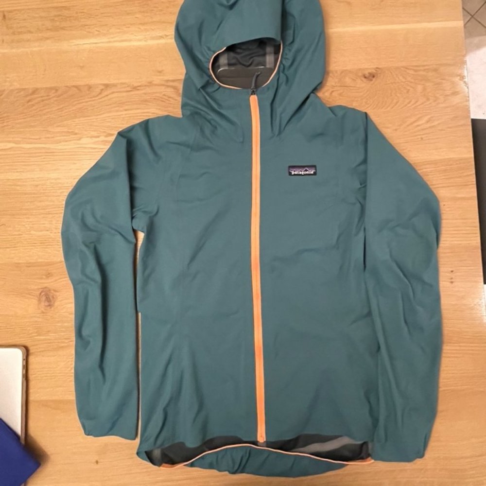 Patagonia Women's Dirt Roamer Jacket in XS, Rare Color Combo